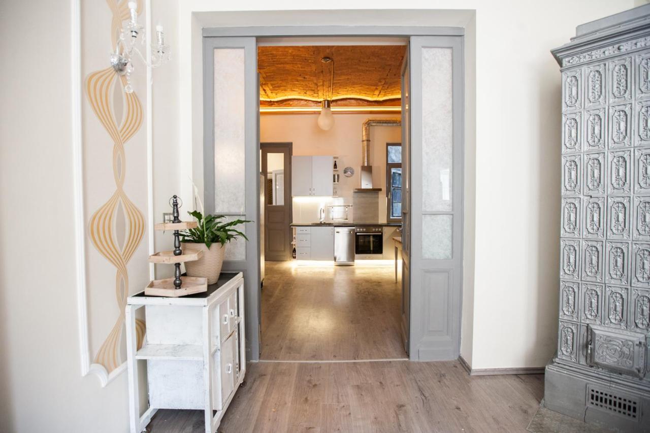 N42 By Small Home Budapest Luaran gambar